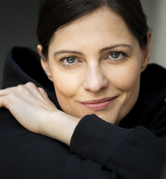 Stephanie S. – Schauspiel Sedcard-Foto 4 bei JustInCast