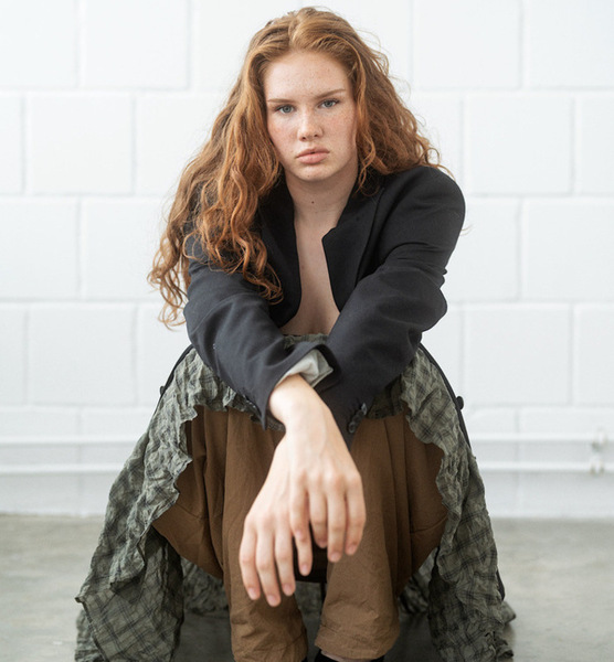Emma F. – Fashion Sedcard-Foto 4 bei JustInCast
