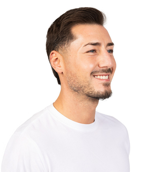 Burak G. – Real People Sedcard-Foto 2 bei JustInCast