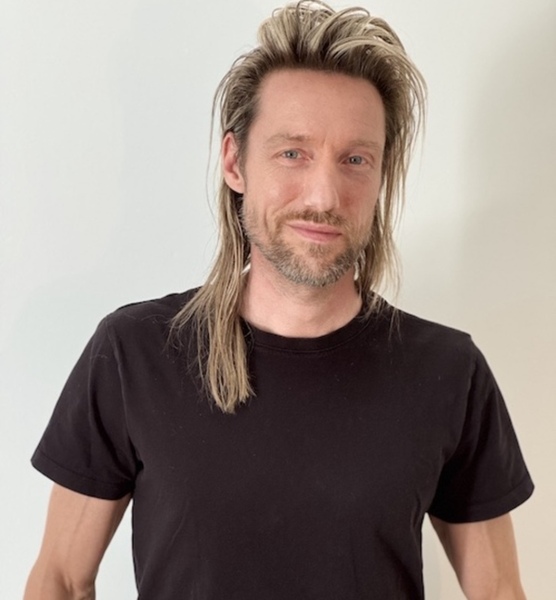marco l. – Fashion Sedcard-Foto 4 bei JustInCast
