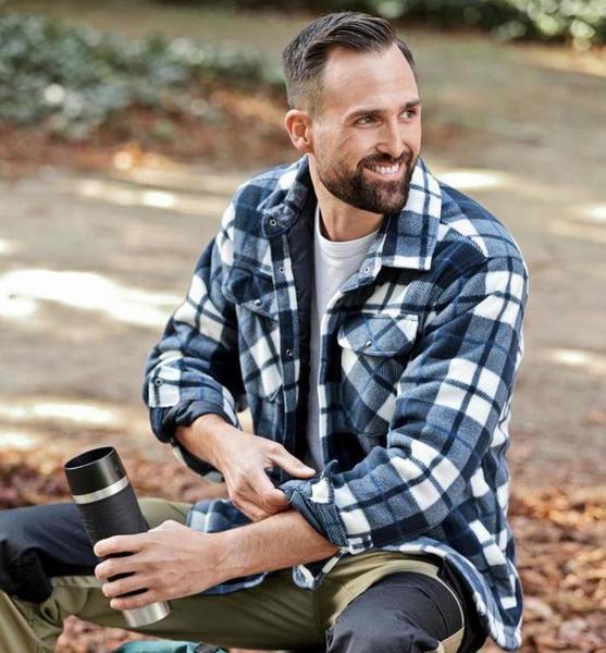 99863 nr.7 robin behrle  07   copy 